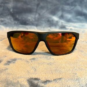 SMITH OPTICS Leadout Sunglasses, Black, Red
ChromaPop™™ lenses NWT